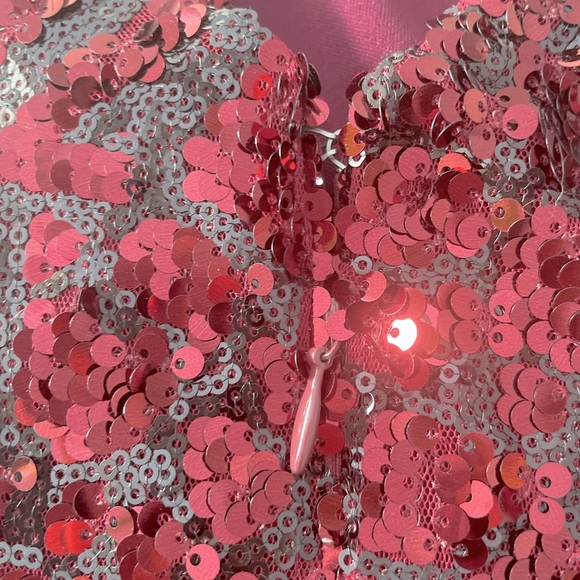 🐝Le Chateau • Dress Slim Fitting • Red • Women’s Size Small • Great Condition - Picture 5 of 7